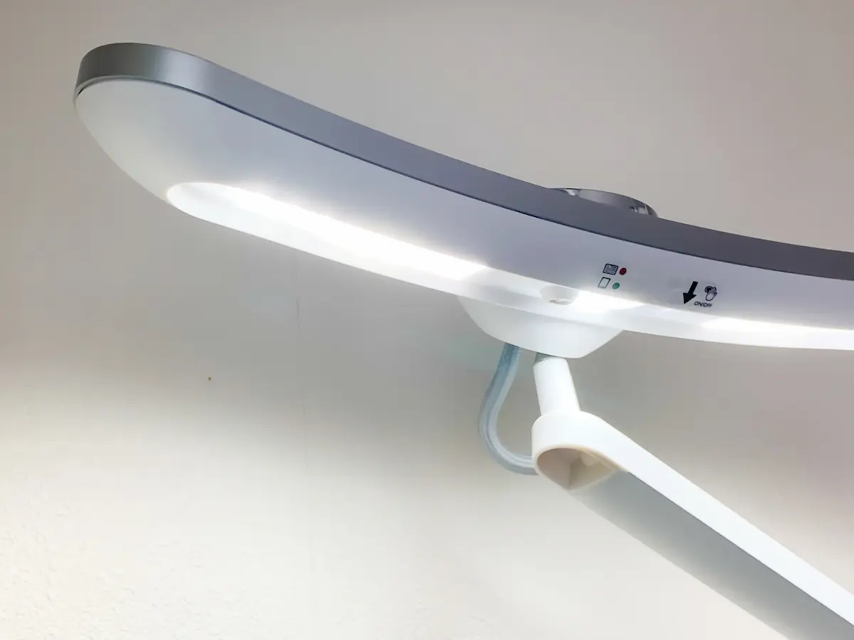 benq-desllight_21