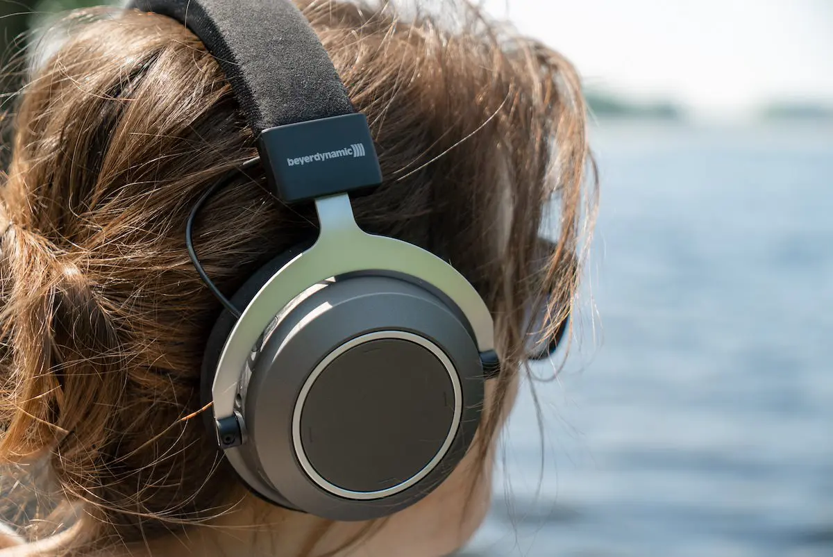 earphone-wireless-chigai_2