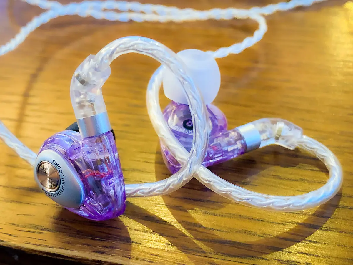SIMGOT EM2 レビュー】音質もデザインも美麗なSHURE掛けイヤホンの品質