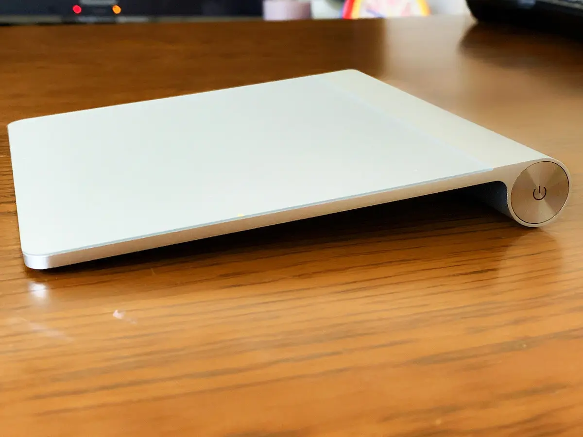 Amazon.co.jp: Magic Trackpad (Lightning) - ホワイト(Multi
